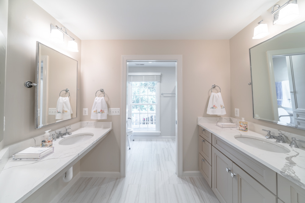 Don’t Miss Out On These 2021 Bathroom Design Trends