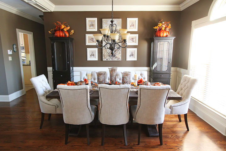 thanksgiving caroon dining room